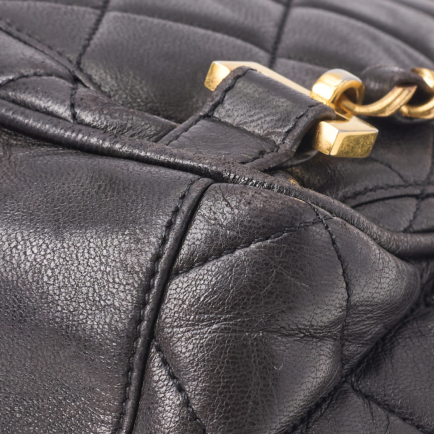 CHANEL Chain Backpack Bag, Matelasse, Lambskin, Black, Gold-Tone Hardware, Pre-Owned - Vintage La Charme