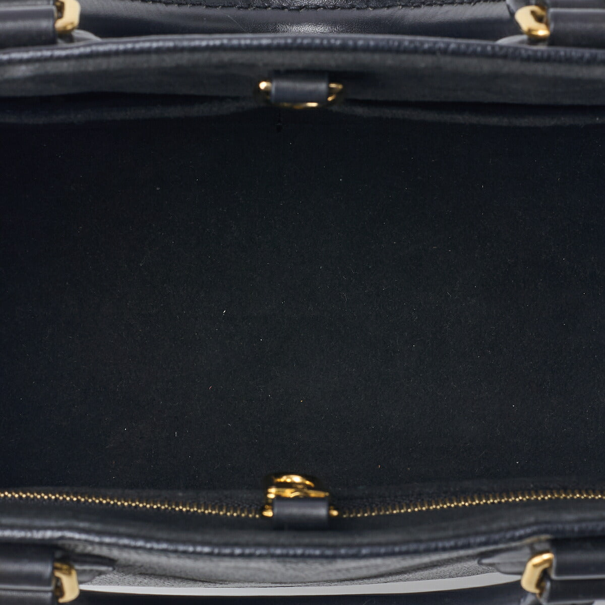 Louis Vuitton OnTheGo PM Tote Bag 2WAY Monogram Unplanted Leather Black Gold-Tone Hardware Pre-Owned - Vintage La Charme