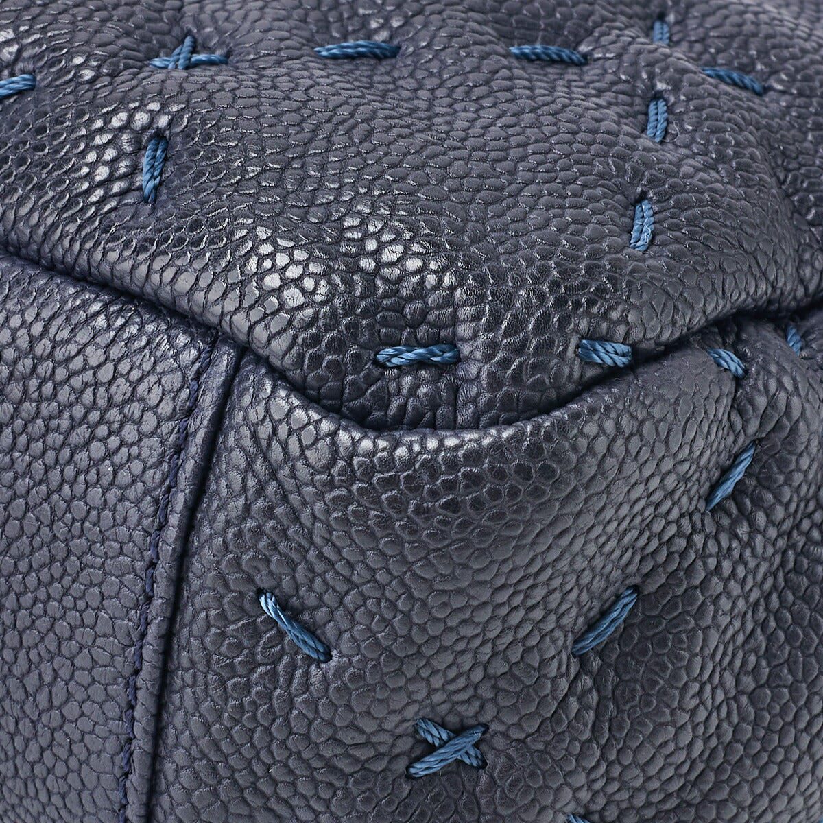 CHANEL Shoulder Bag Mini Wild Stitch Matelasse Caviar Skin Navy Gold-Tone Hardware Pre-Owned - Vintage La Charme