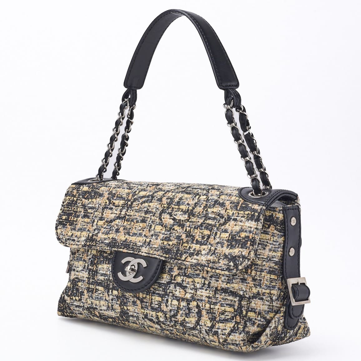 CHANEL Shoulder Bag, Camellia Turn Lock, Chain Shoulder, Tweed, Black, Silver-Tone Hardware, Pre-Owned - Vintage La Charme