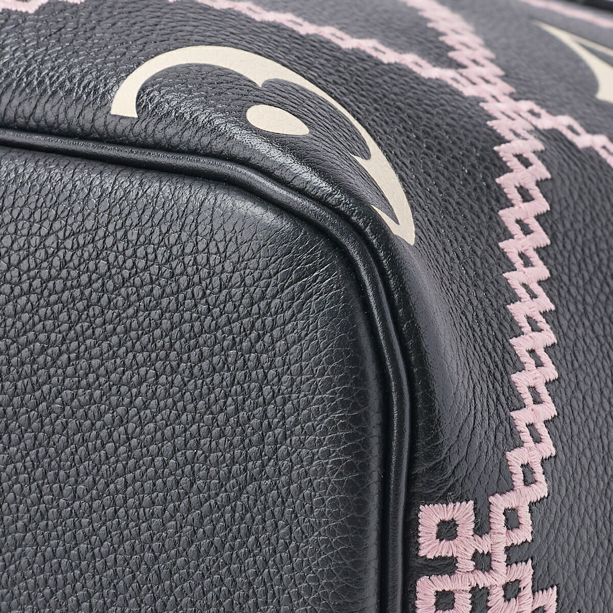 Louis Vuitton Tote Bag Monogram Unplant Nevaful MM Leather Noir Gold-Tone Hardware Pre-Owned - Vintage La Charme