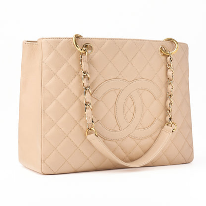 CHANEL Tote Bag Matelasse GST Double Chain Caviar Skin Beige Gold-Tone Hardware Pre-Owned - Vintage La Charme