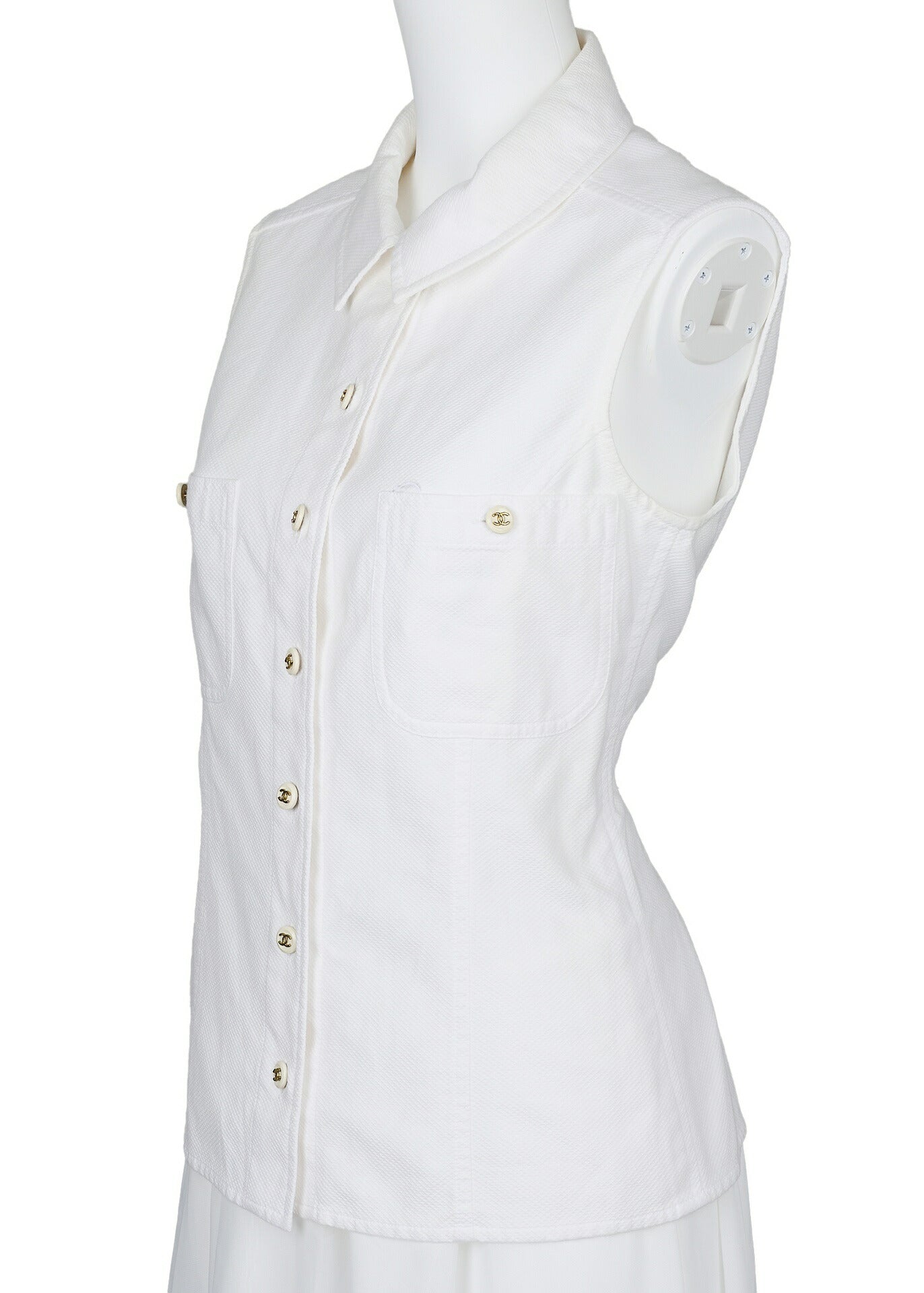 CHANEL Sleeveless Shirt, Collared, Cotton, White, Silver-Tone Hardware, Pre-Owned - Vintage La Charme