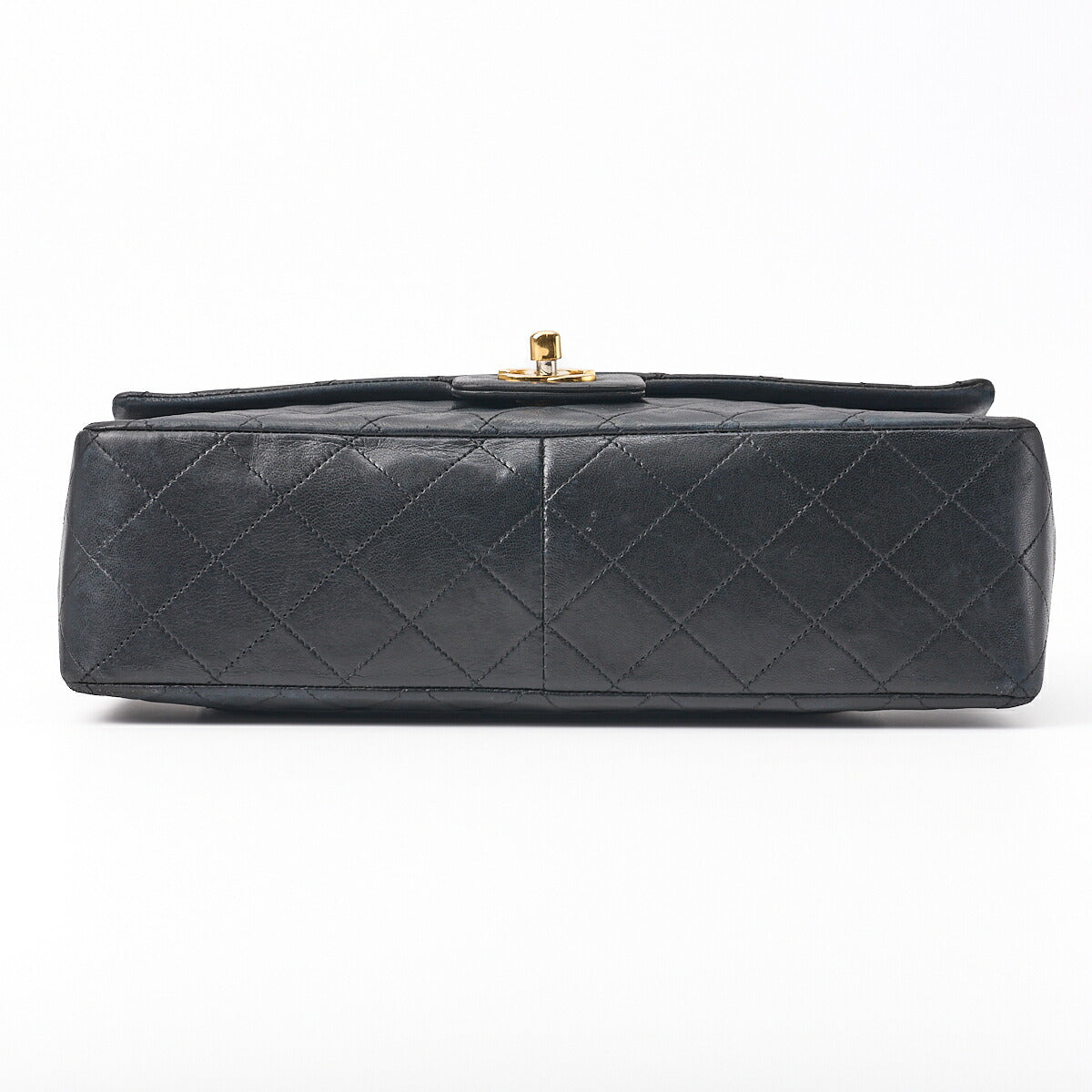 CHANEL Shoulder Bag, Matelasse, Lambskin, Black, Gold-Tone Hardware, Pre-Owned - Vintage La Charme