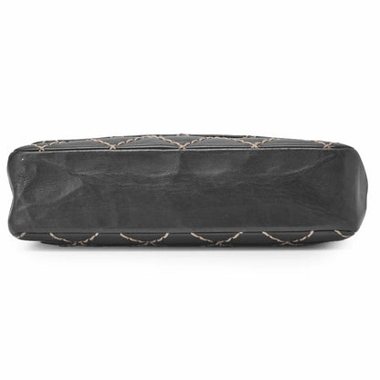 CHANEL Shoulder Bag, Matelasse Wild Stitch Turn Lock, Calfskin, Black, Silver-Tone Hardware, Pre-Owned - Vintage La Charme