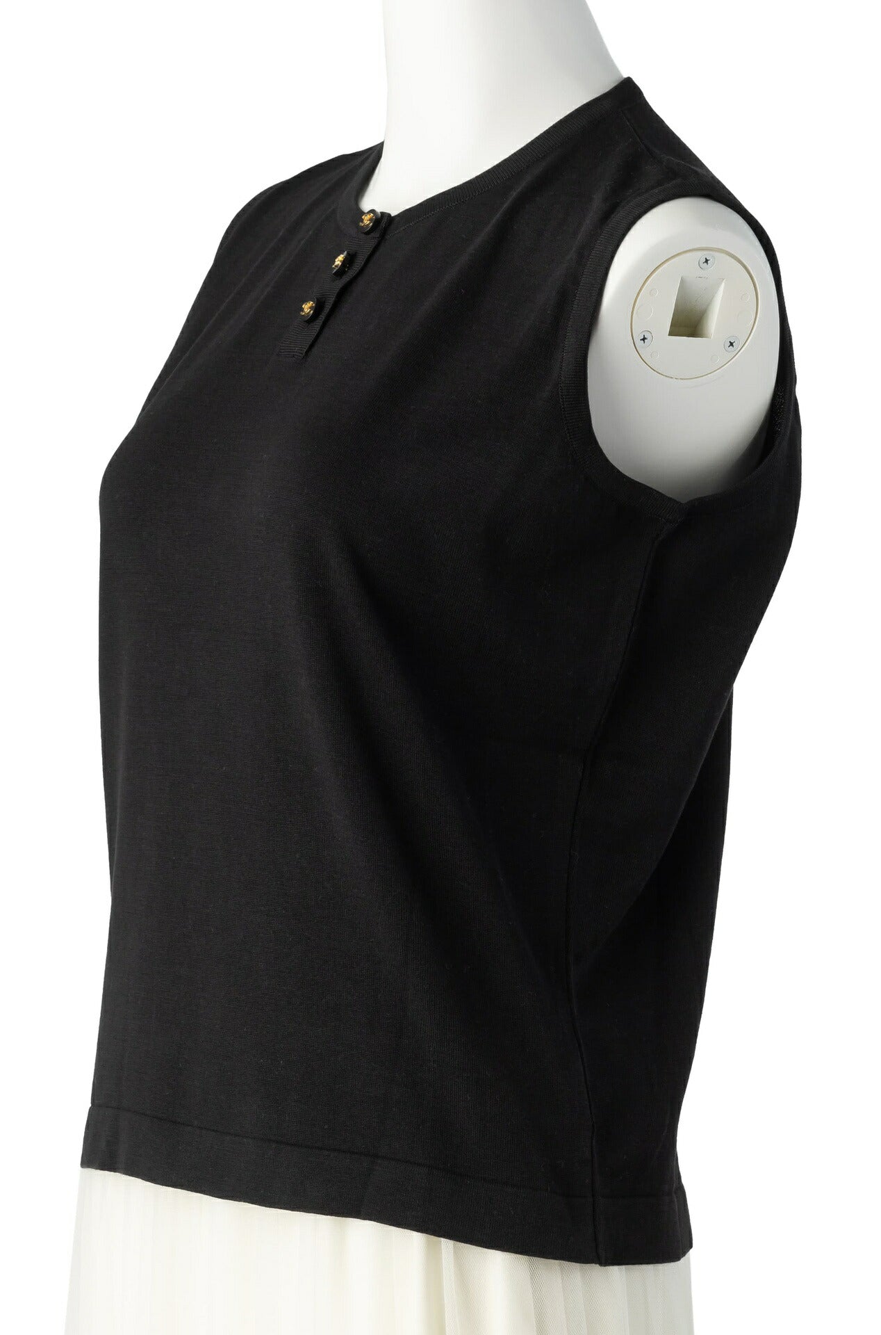 CHANEL Sleeveless Top, Coco Button, Cut and Sewn, Cotton, Black, Gold-Tone Hardware, Pre-Owned - Vintage La Charme