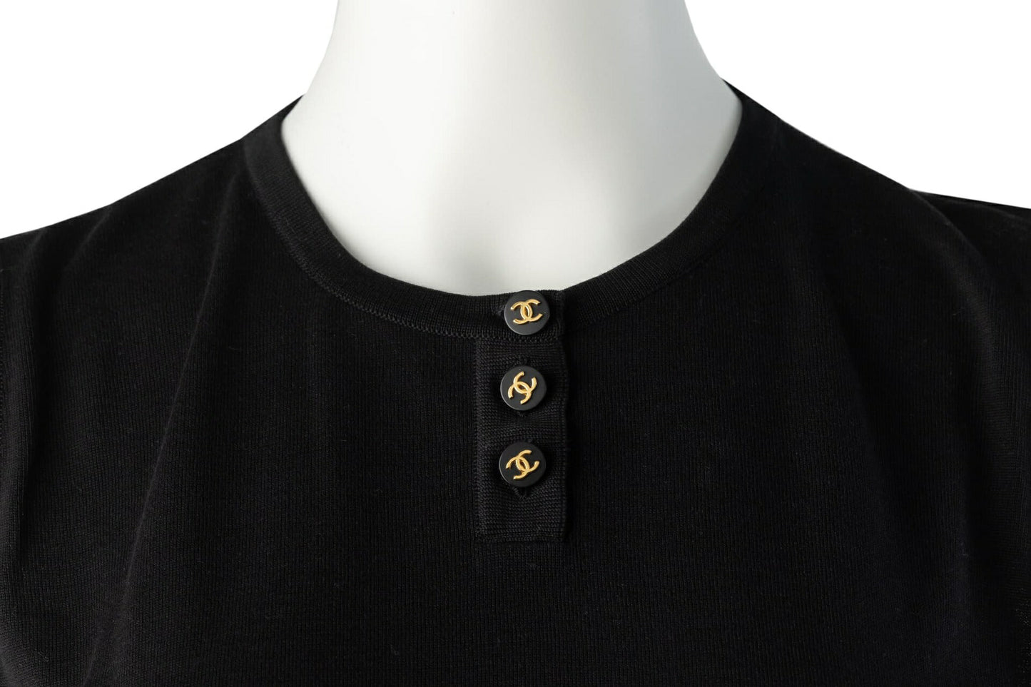 CHANEL Sleeveless Top, Coco Button, Cut and Sewn, Cotton, Black, Gold-Tone Hardware, Pre-Owned - Vintage La Charme
