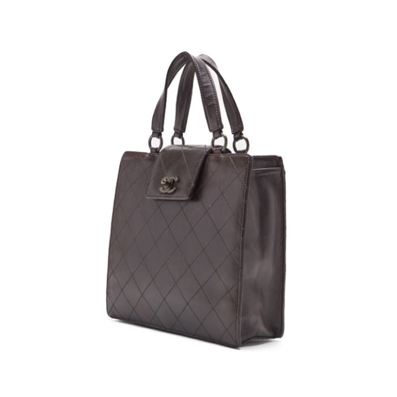CHANEL Handbag Matelasse Lambskin Brown Gold-Tone Hardware Pre-Owned - Vintage La Charme