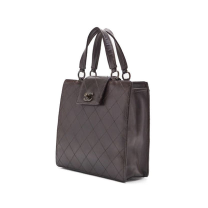 CHANEL Handbag Matelasse Lambskin Brown Gold-Tone Hardware Pre-Owned - Vintage La Charme