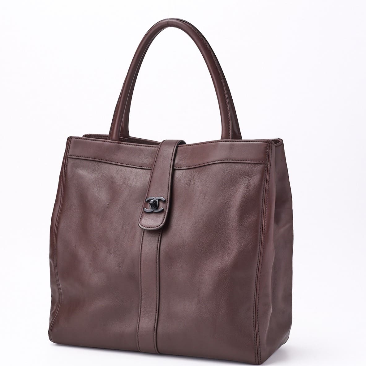 CHANEL Turn Lock Tote Bag Lambskin Brown Silver-Tone Hardware Pre-Owned - Vintage La Charme