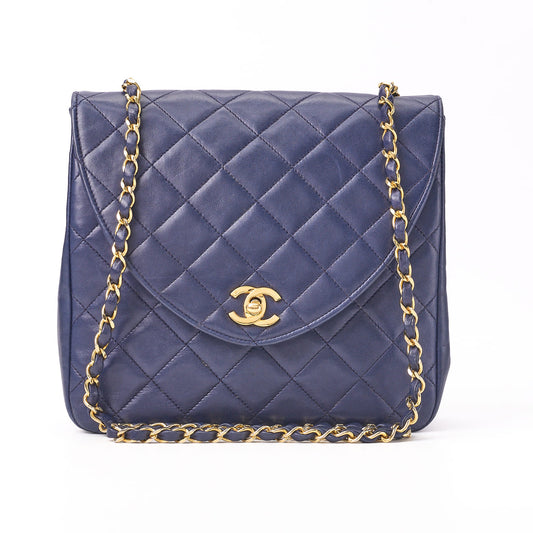 CHANEL Shoulder Bag, Matelasse Turn Lock Round Flap, Lambskin, Navy, Gold-Tone Hardware, Pre-Owned - Vintage La Charme