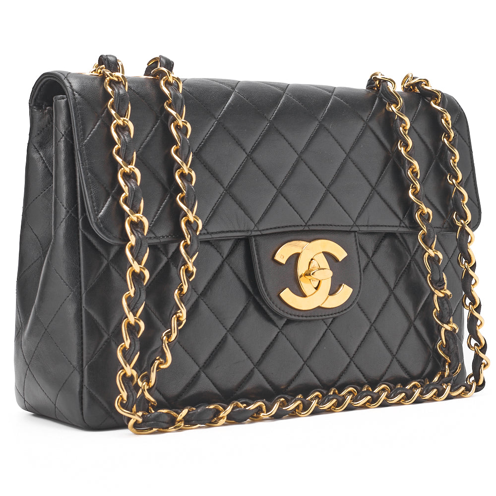 CHANEL Shoulder Bag, Deca Matelasse 30 Turn Lock Chain Shoulder, Lambskin, Black, Gold-Tone Hardware, Pre-Owned - Vintage La Charme