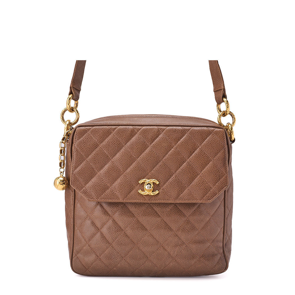 CHANEL Umhängetasche, Kettenschulter, Matelassé, Kaviarhaut, Braun, Goldfarbene Hardware, Gebraucht