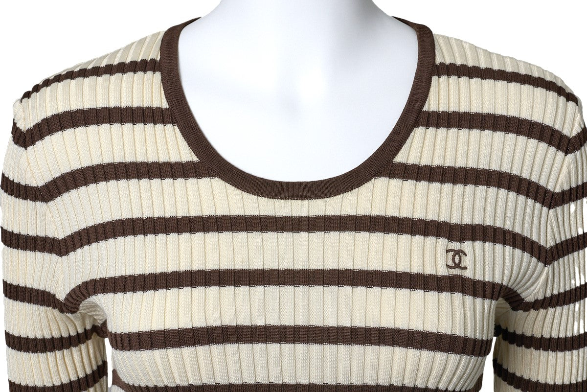 CHANEL T-Shirt, Coco Mark Border, Knit, Cotton, Ivory, Gold-Tone Hardware, Pre-Owned - Vintage La Charme
