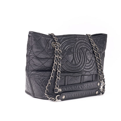 CHANEL Tote Bag Matelasse Coco Mark Double Chain Vintage Calf Black Silver-Tone Hardware Pre-Owned - Vintage La Charme