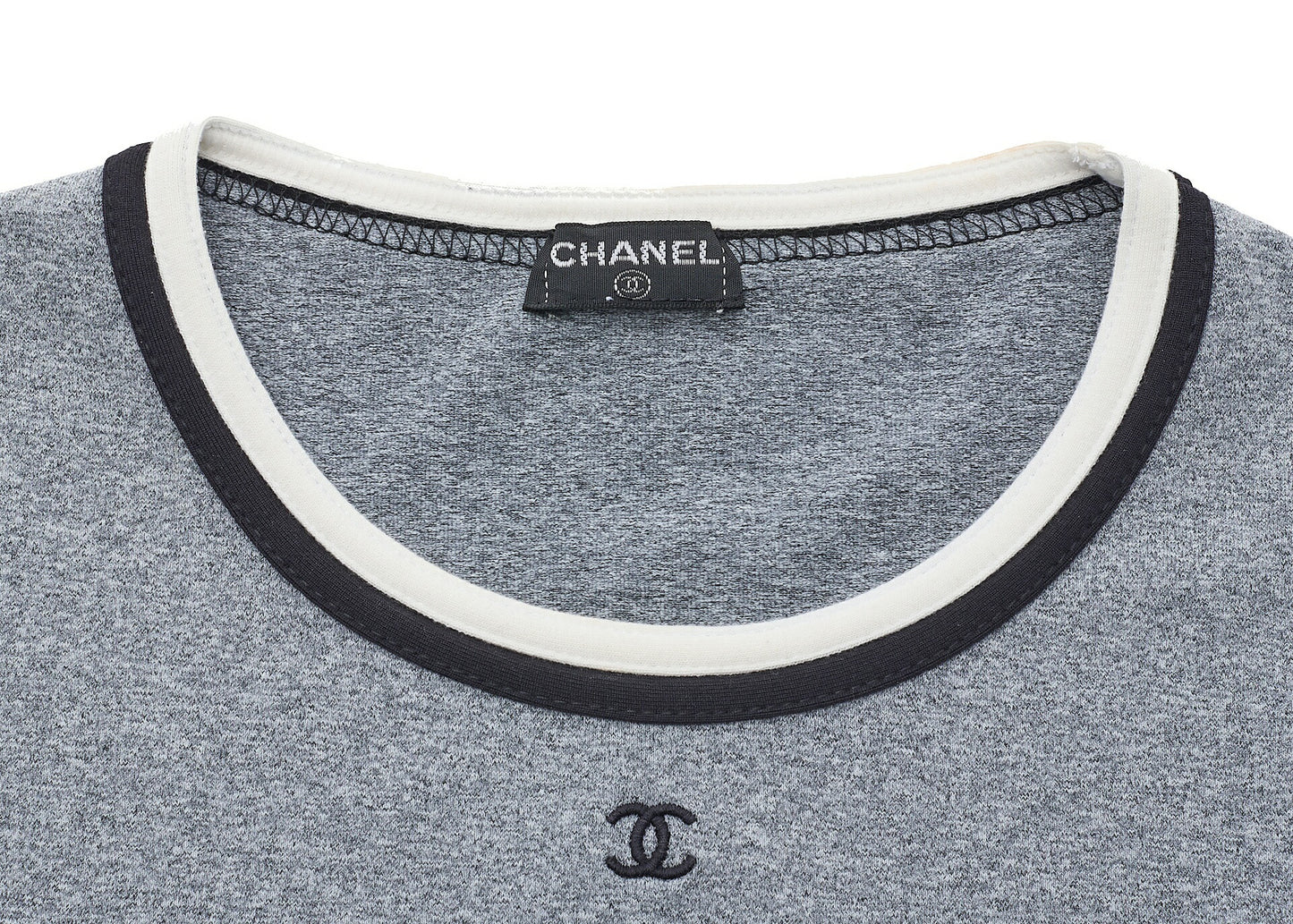 CHANEL T-Shirt Short Sleeve Cut-and-Sew Nylon Gray Gold-Tone Hardware Pre-Owned - Vintage La Charme