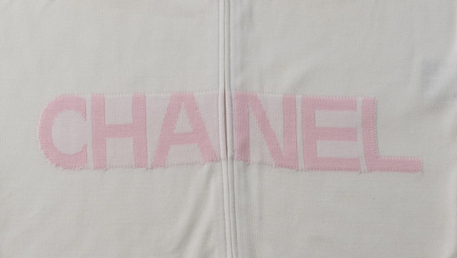 CHANEL Sleeveless T-Shirt, Cut-and-Sew, 100 Percent Cotton, White, Silver-Tone Hardware, Pre-Owned - Vintage La Charme