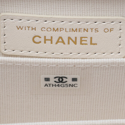 CHANEL Mini Shoulder Bag, Matelasse, Chain Shoulder, Tweed, White, Gold-Tone Hardware, Pre-Owned - Vintage La Charme