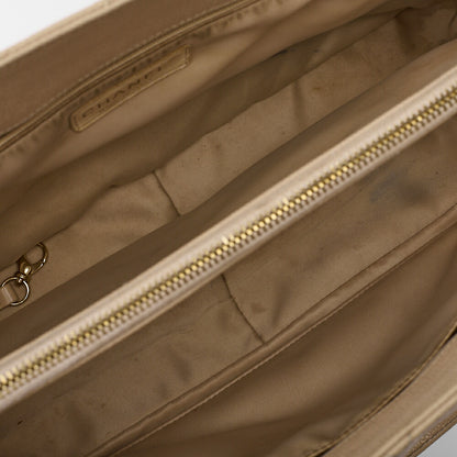 CHANEL Shoulder Tote Bag Matelasse Caviar Skin Beige Silver-Tone Hardware Pre-Owned - Vintage La Charme