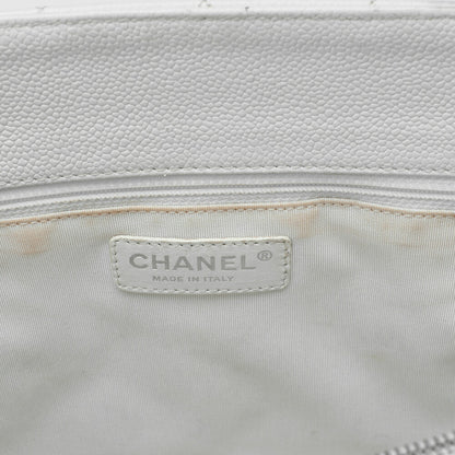 CHANEL Shoulder Tote Bag Matelasse Caviar Skin White Silver-Tone Hardware Pre-Owned - Vintage La Charme