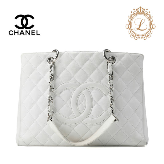 CHANEL Shoulder Tote Bag Matelasse Caviar Skin White Silver-Tone Hardware Pre-Owned - Vintage La Charme