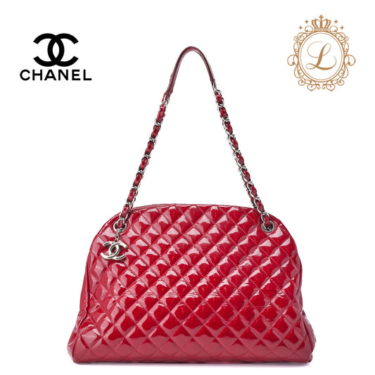 Chanel Shoulder Tote Bag Matelasse Enamel Red Silver-Tone Hardware Pre-Owned - Vintage La Charme