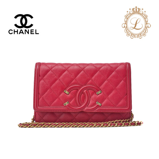 CHANEL Shoulder Bag Chain Wallet Matelasse Caviar Skin Red Gold-Tone Hardware Pre-Owned - Vintage La Charme