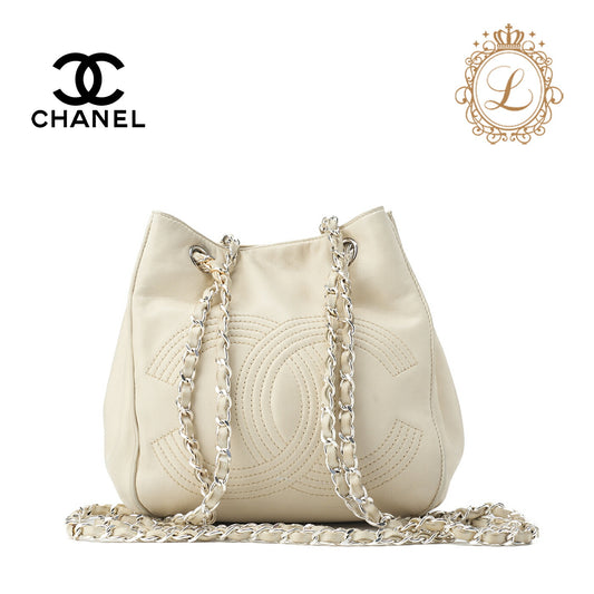 CHANEL Shoulder Tote Bag Coco Mark Lambskin Ivory Silver-Tone Hardware Pre-Owned - Vintage La Charme