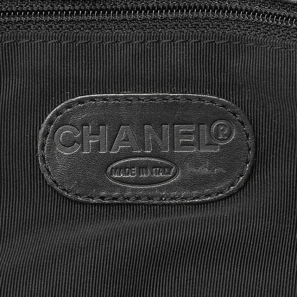 CHANEL Shoulder Tote Bag Lambskin Black Bicolore Silver-Tone Hardware Pre-Owned - Vintage La Charme