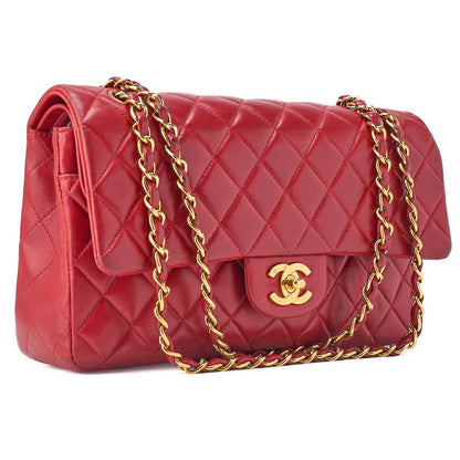 CHANEL Shoulder Bag Matelasse Lambskin Red Gold-Tone Hardware Pre-Owned - Vintage La Charme