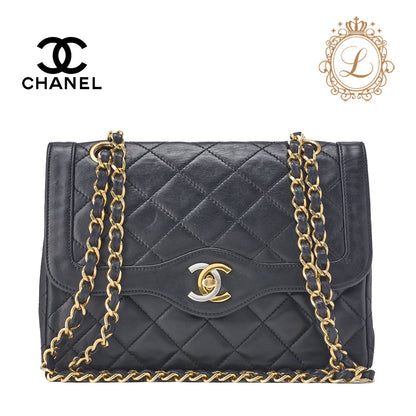 Chanel Shoulder Bag Matelasse Lambskin Black Gold-Tone Hardware Pre-Owned - Vintage La Charme