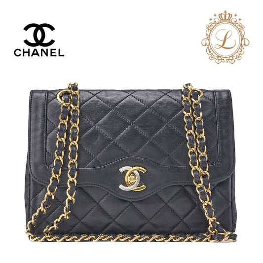 Chanel Shoulder Bag Matelasse Lambskin Black Gold-Tone Hardware Pre-Owned - Vintage La Charme