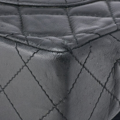 Chanel Shoulder Bag Matelasse Lambskin Black Gold-Tone Hardware Pre-Owned - Vintage La Charme