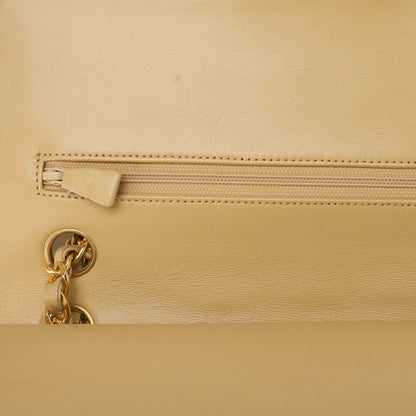 CHANEL Shoulder Bag Tote Bag Matelasse Double Flap Lambskin Beige Gold-Tone Hardware Pre-Owned - Vintage La Charme