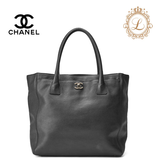 CHANEL Shoulder Tote Bag Turn Lock Executive Caviar Skin Black Silver-Tone Hardware Pre-Owned - Vintage La Charme