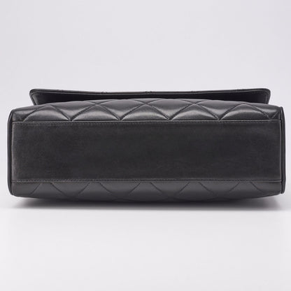 CHANEL Shoulder Bag, Matelasse, Chain Shoulder, Lambskin, Black, Gold-Tone Hardware, Pre-Owned - Vintage La Charme