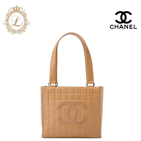 CHANEL Shoulder Tote Bag Choco Bar Coco Mark Lambskin Beige Gold-Tone Hardware Pre-Owned - Vintage La Charme