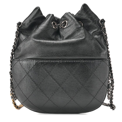 CHANEL Shoulder Bag, Chain Shoulder, Matelasse, Caviar Skin, Black, Gold-Tone Hardware, Pre-Owned - Vintage La Charme