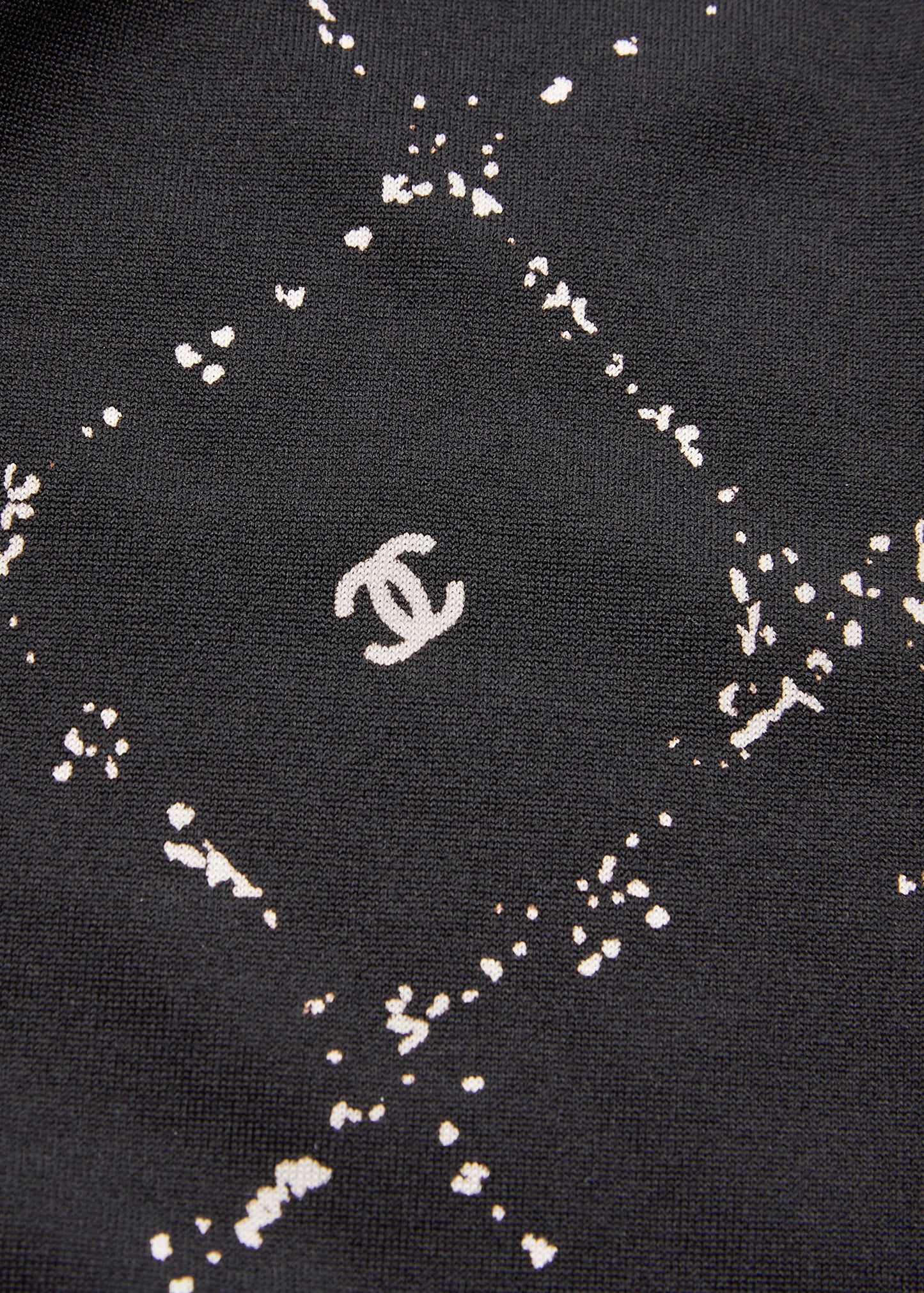 CHANEL T-Shirt, Coco Mark, Matelasse, Polyester Blend, Black, Pre-Owned - Vintage La Charme