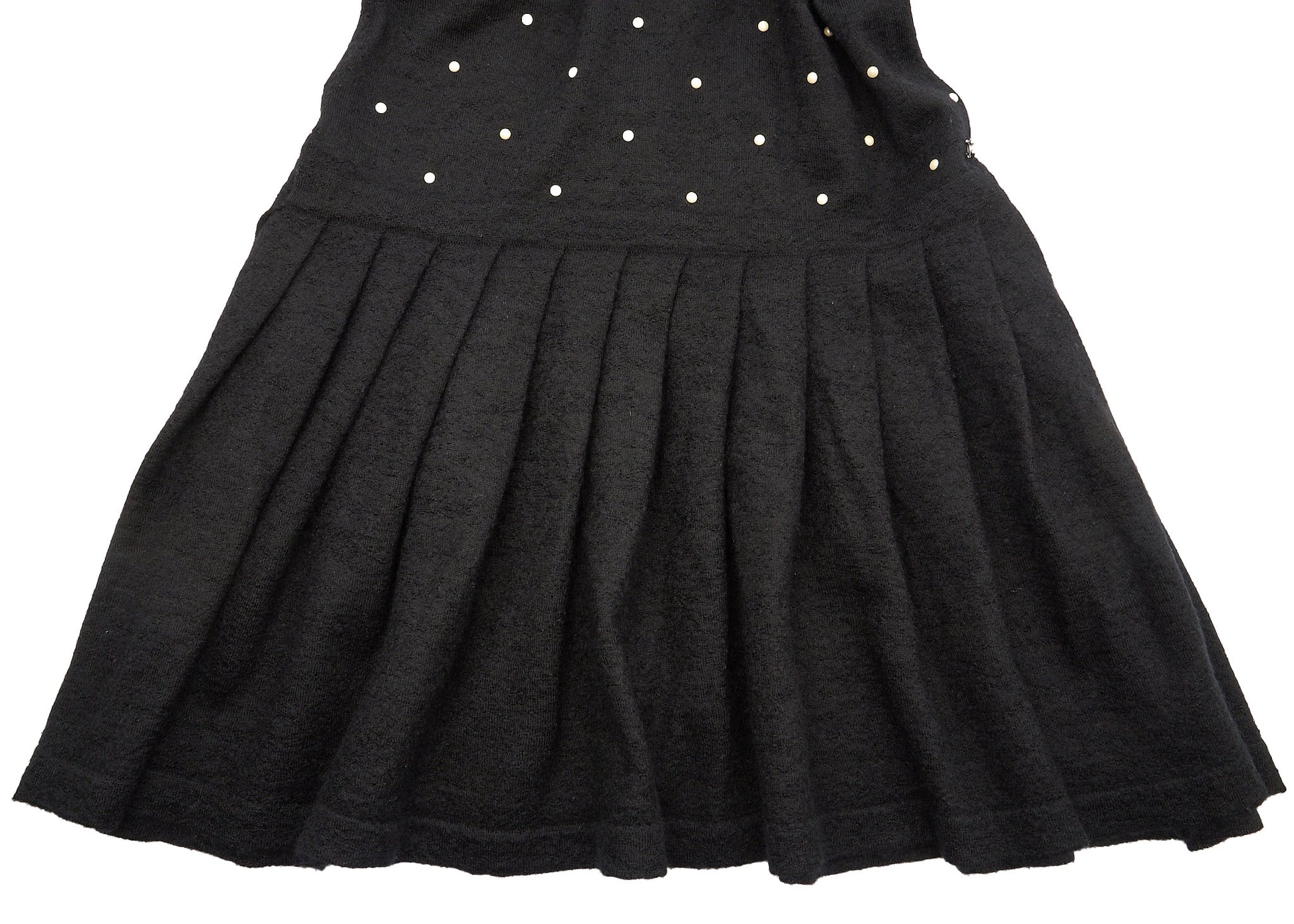 CHANEL Dress, Pleated Long Sleeve, Mohair Cashmere Blend, Black, Pre-Owned - Vintage La Charme