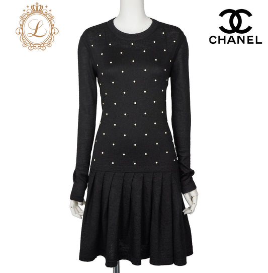 CHANEL Dress, Pleated Long Sleeve, Mohair Cashmere Blend, Black, Pre-Owned - Vintage La Charme