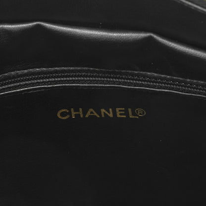 CHANEL Shoulder Bag, V-Stitch, Double Chain, Caviar Skin, Black, Gold-Tone Hardware, Pre-Owned - Vintage La Charme