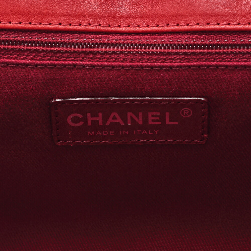 CHANEL Shoulder Bag, Matelasse Turn Lock, Chain Shoulder, Calfskin, Red, Silver-Tone Hardware, Pre-Owned - Vintage La Charme