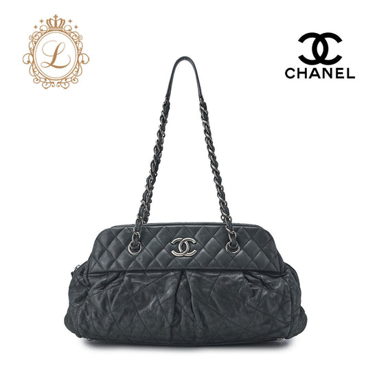 CHANEL Shoulder Bag, Coco Mark, Matelasse, Sparkle Leather, Black, Silver-Tone Hardware, Pre-Owned - Vintage La Charme