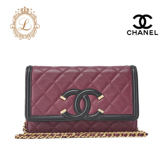 CHANEL Wallet Chain Matelasse CC Filigree Caviar Skin Bordeaux Gold-Tone Hardware Pre-Owned - Vintage La Charme