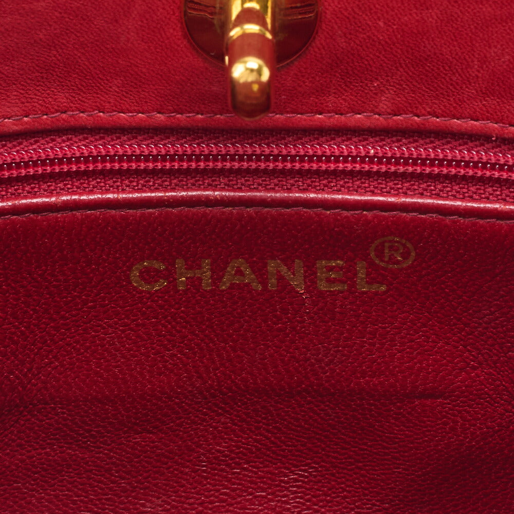 CHANEL Shoulder Bag Matelasse Deca Coco Turn Lock Lambskin Red Gold-Tone Hardware Pre-Owned - Vintage La Charme