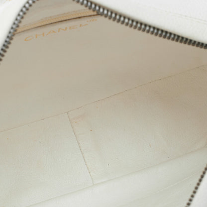 CHANEL Shoulder Bag Matelasse Turn Lock Chain Shoulder Caviar Skin White Gold-Tone Hardware Pre-Owned - Vintage La Charme