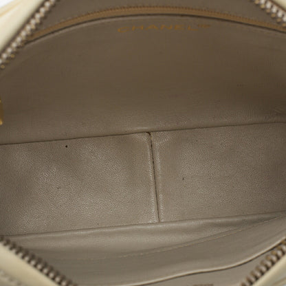 CHANEL Shoulder Bag, Matelasse, Fringe Chain Shoulder, Lambskin, Ivory, Gold-Tone Hardware, Pre-Owned - Vintage La Charme