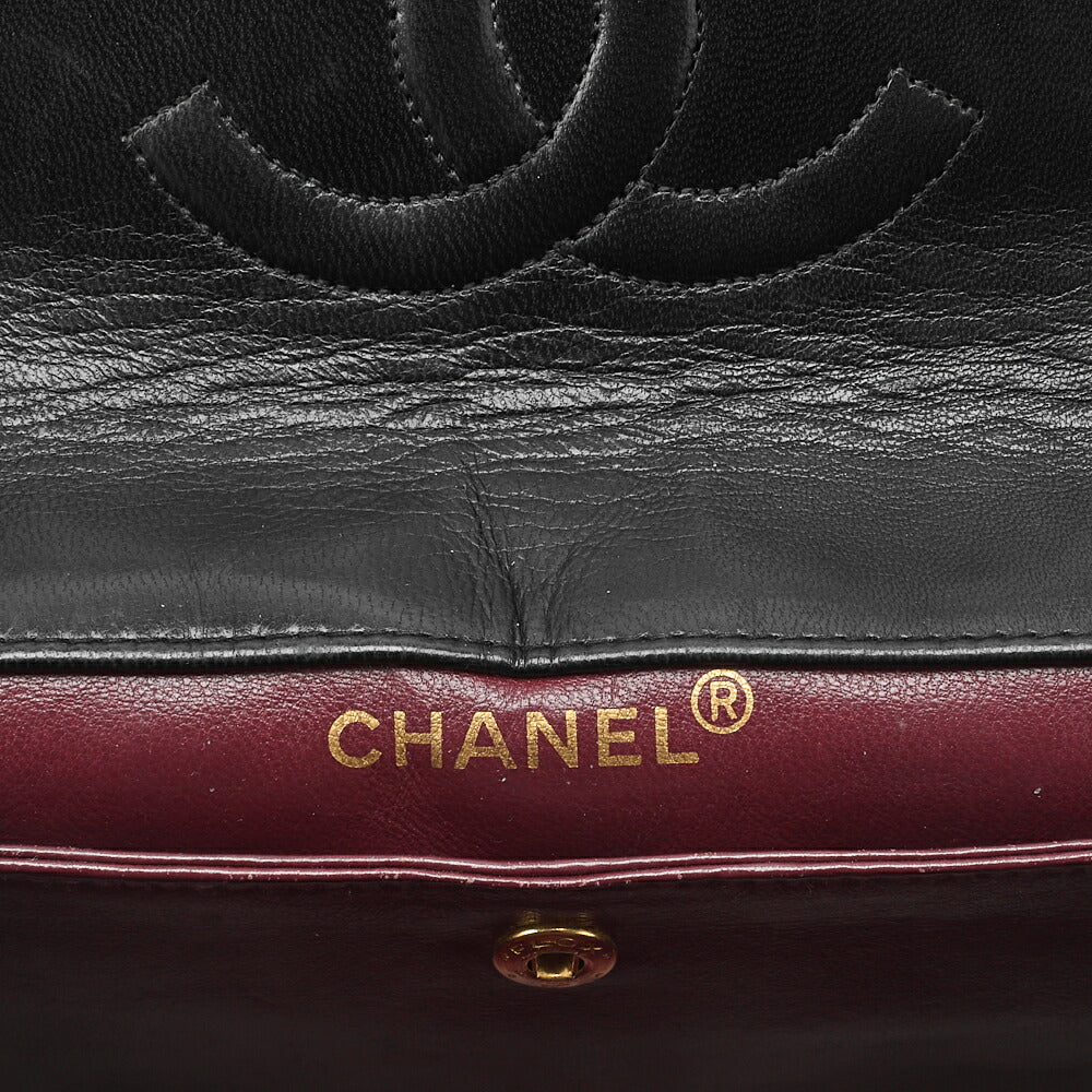 CHANEL Shoulder Bag, Matelasse Turn Lock Design, Lambskin, Black, Gold-Tone Hardware, Pre-Owned - Vintage La Charme