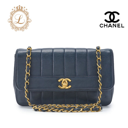 CHANEL Shoulder Bag, Mademoiselle Turn Lock, Chain Shoulder, Lambskin, Navy, Gold-Tone Hardware, Pre-Owned - Vintage La Charme